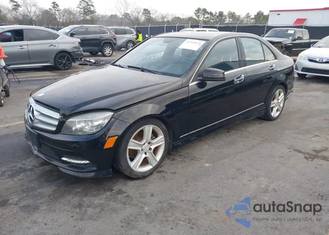 2011 Mercedes-Benz C 300 Luxury 4Matic/Sport 4Matic from USA, damaged, VIN WDDGF8BB9BR177371